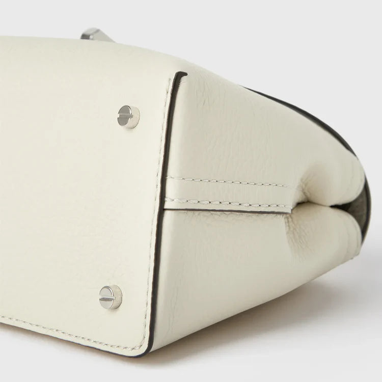 T-LOCK CLUTCH GRAINED LEATHER MILK