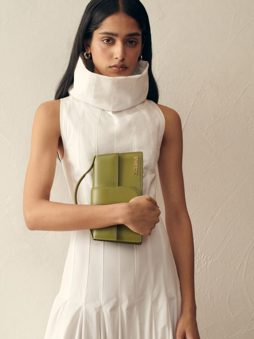 Jacquemus le grand Bambino