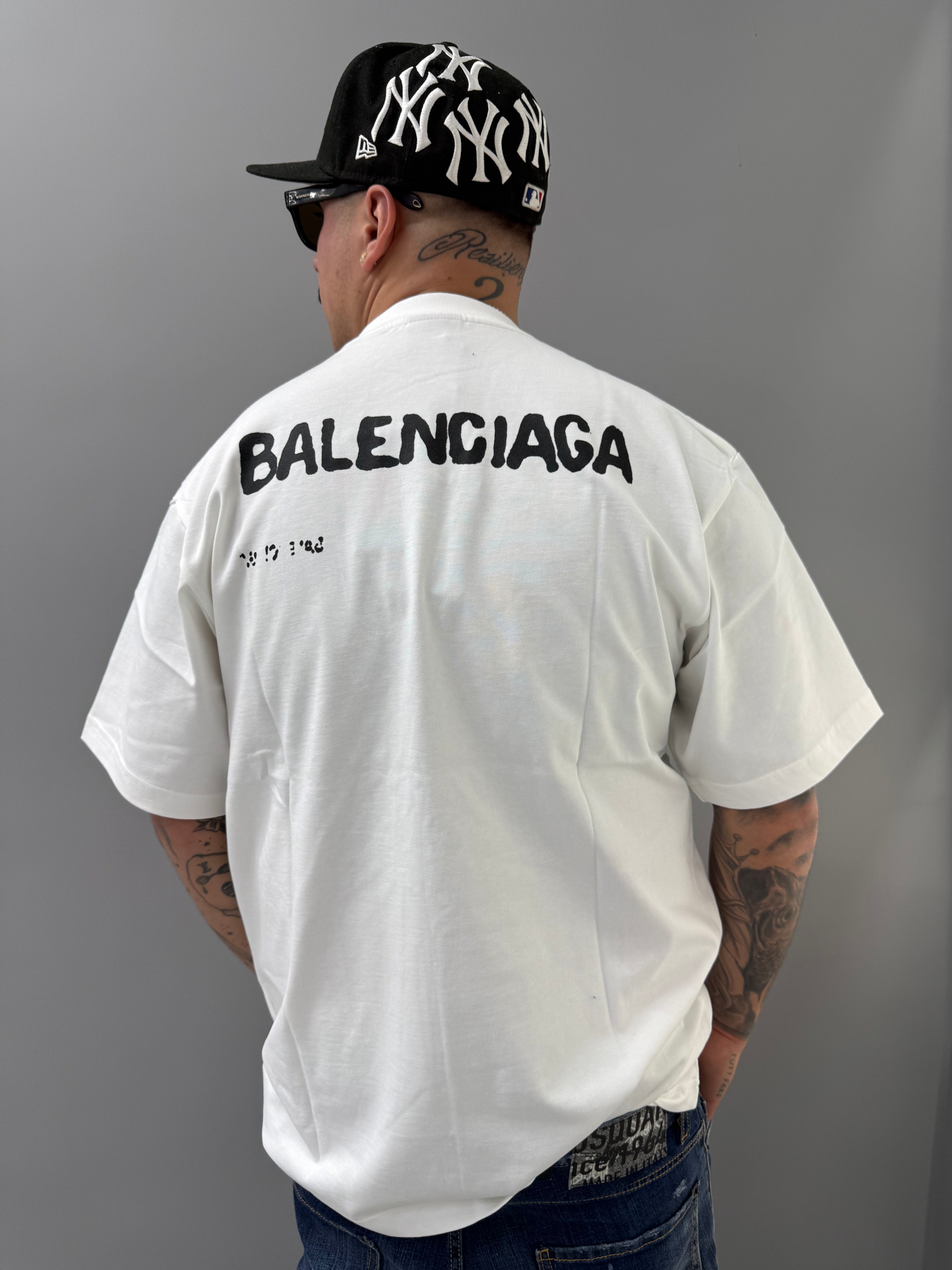 Balenciaga T-shirt con stampa – seventeenspace-17