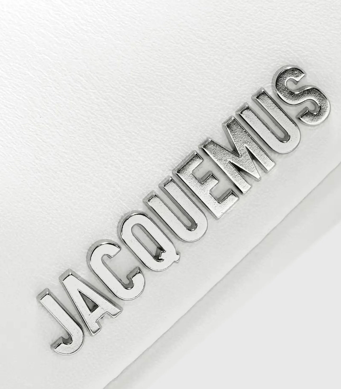 JACQUEMUS X NIKE