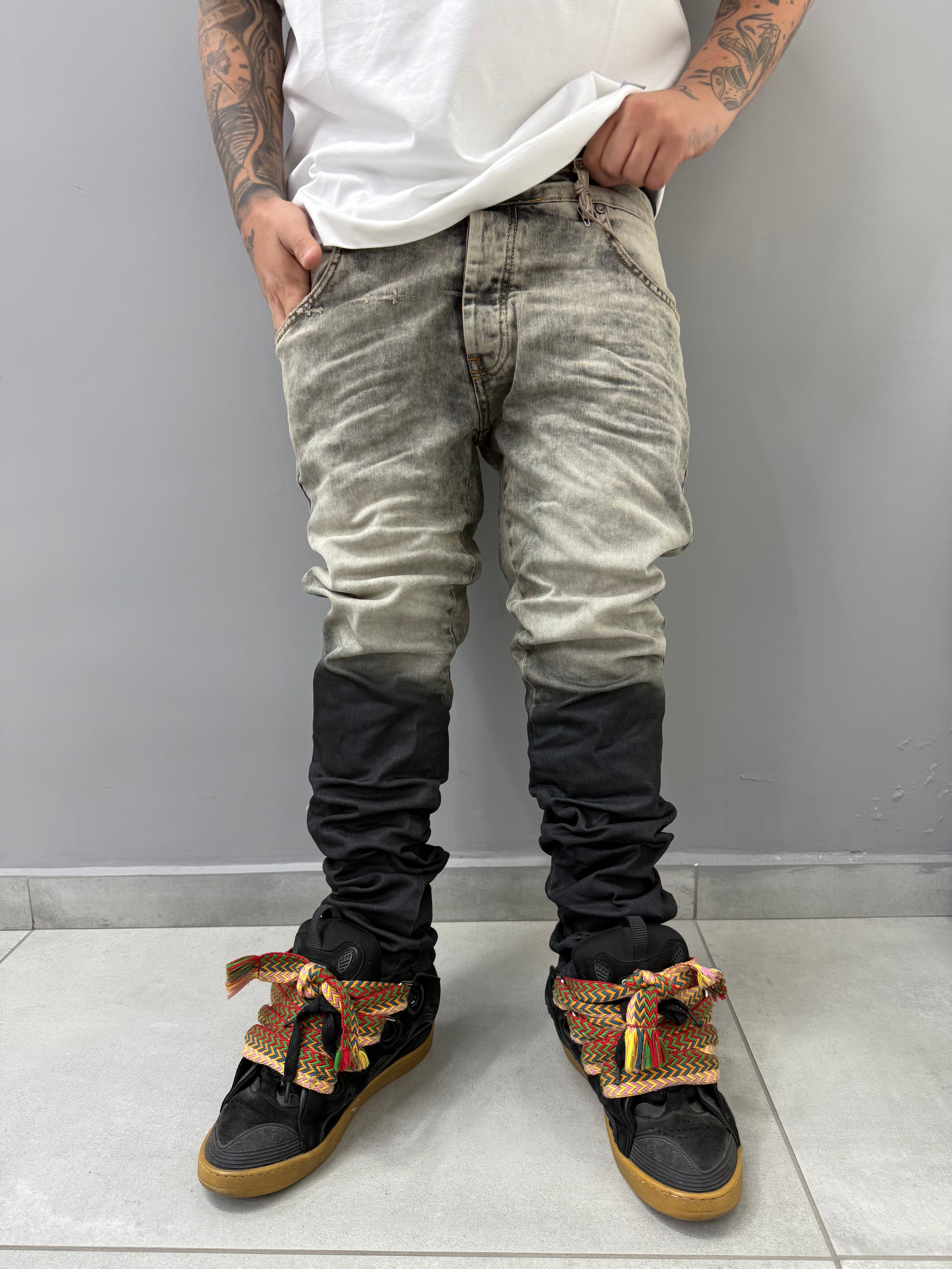 Jeans gave